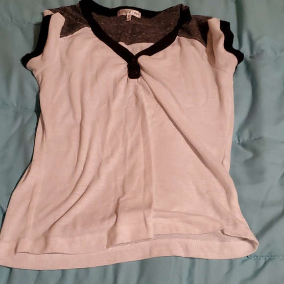 top - Picture 1 of 1